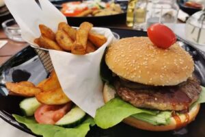 Tuana’s Restaurant