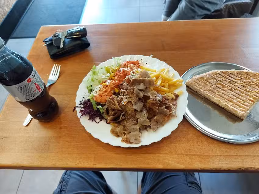 Tuna D&ouml;ner