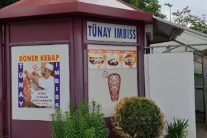 T&uuml;nay Imbiss