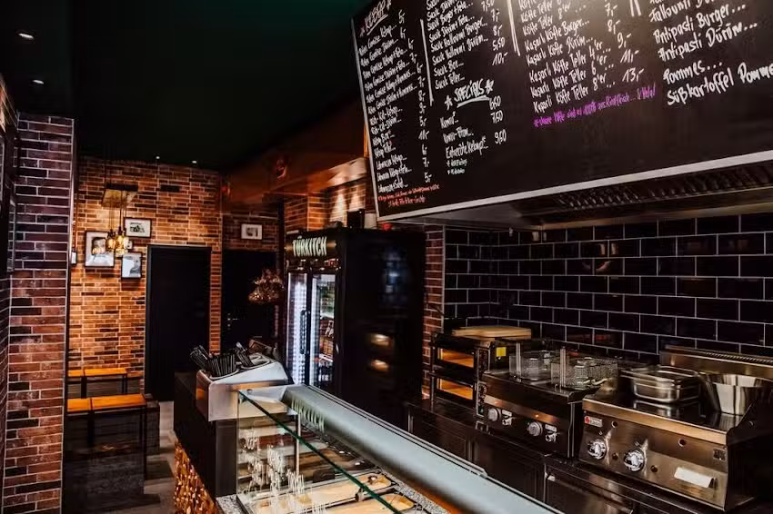 T&Uuml;RKITCH K&ouml;fte & Kebap