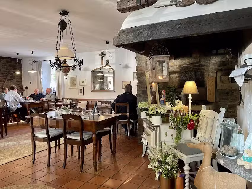 Turmgasthaus Burg Thurant