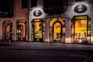 TWIST &ndash; Caf&eacute;, Bar & Burger