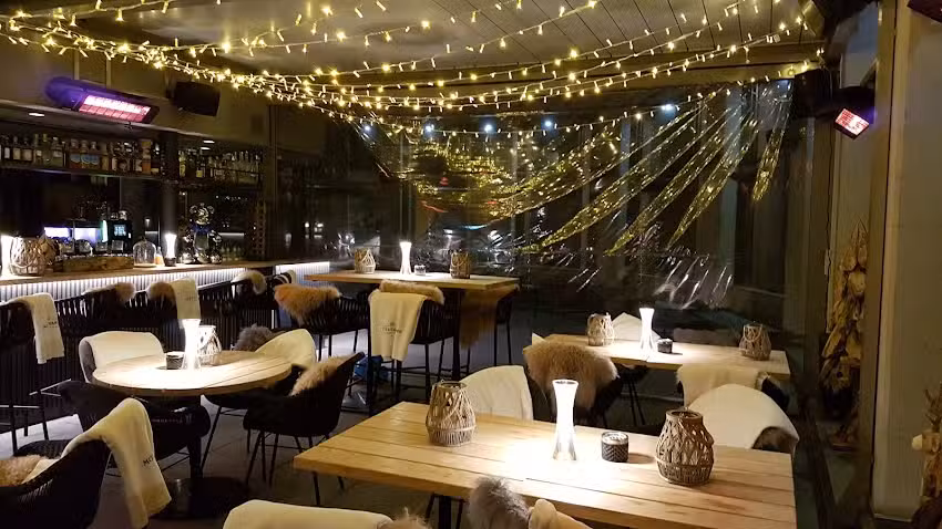 &Uuml;BERLAND Restaurant