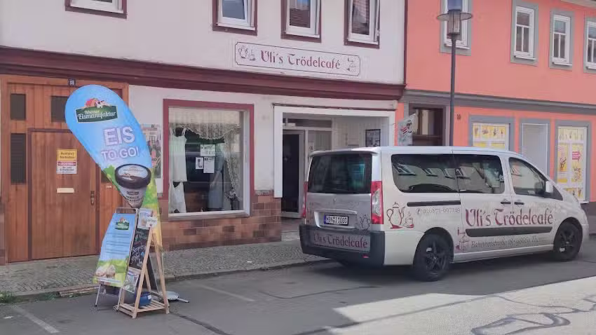 Uli&rsquo;s Tr&ouml;delcaf&eacute;