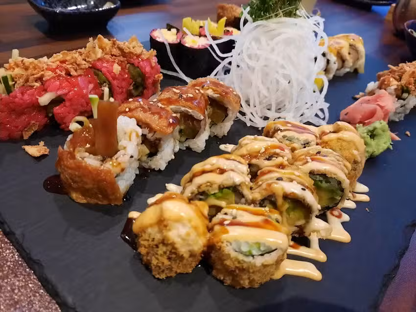 UMI Sushi Bar & Asia Fusion