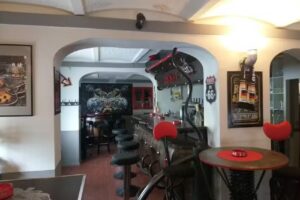 UNIKAT BAR