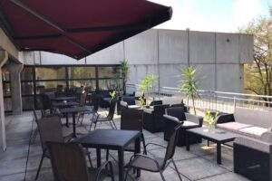 &Uuml;RI&rsquo;s Bistro &ndash; Cafeteria