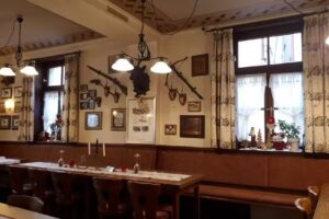 Urlaub’s Weinstuben