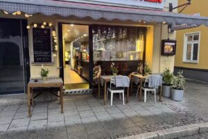 Usta Grillhaus & Pizza