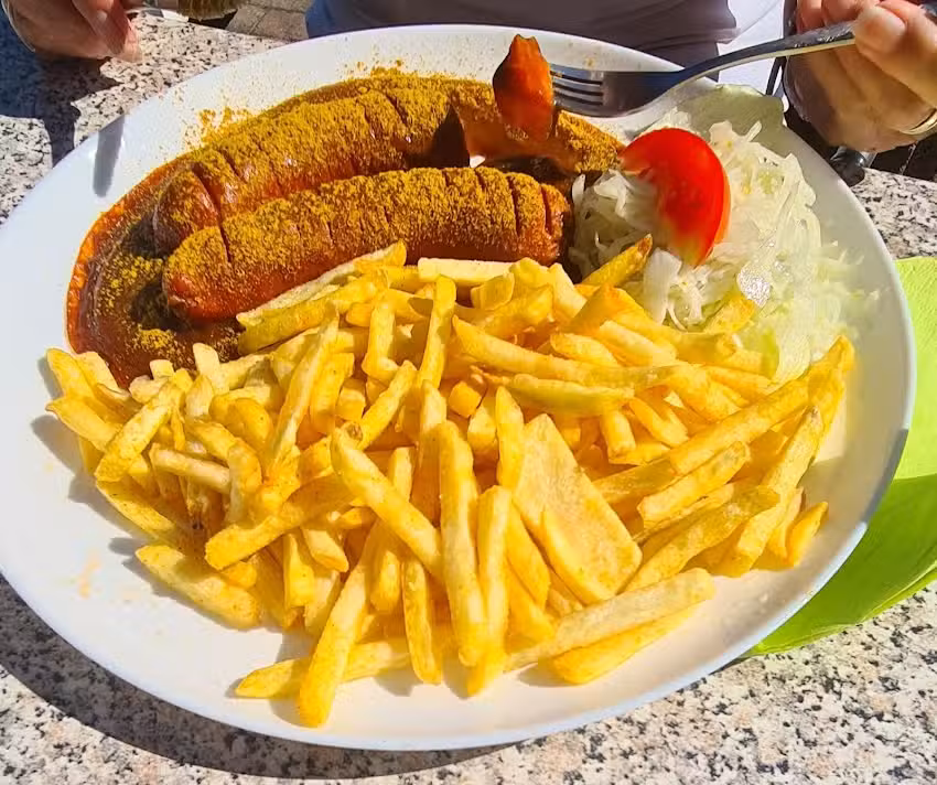 Uwes Bistro