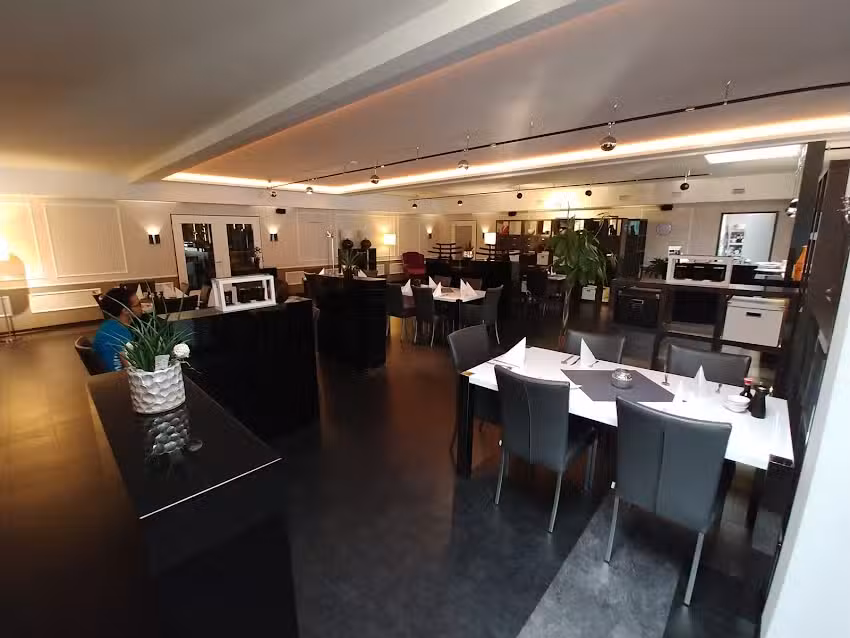 VAAN Lounge & Eventr&auml;ume