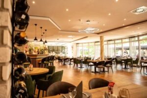 Vangos – Restaurant – Cafe