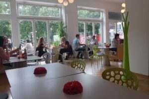 VEGEFARM Restaurant