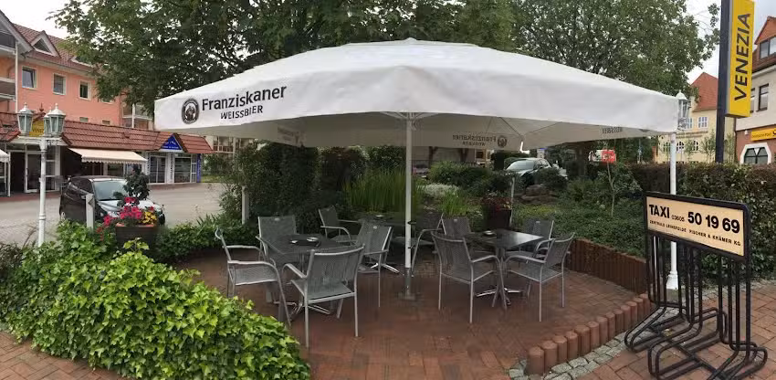 Venezia &mdash; Ristorante &bull; Eiscaf&eacute; &bull; Cocktailbar