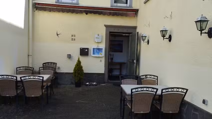 Vesuvio Pizzeria Ulmen Napoletana