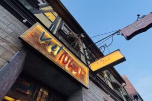Viet Nhat Hochheim