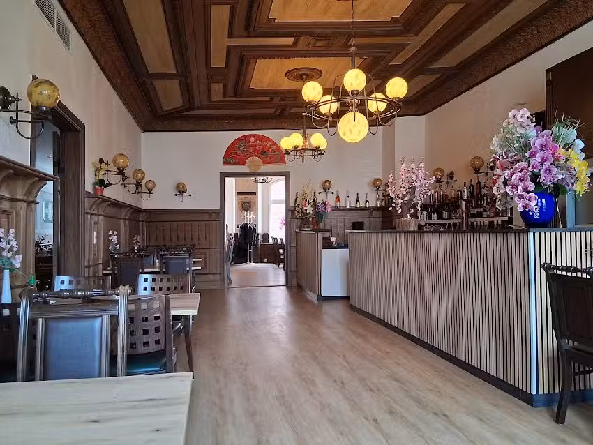 Vietnam Seafood & Sushi