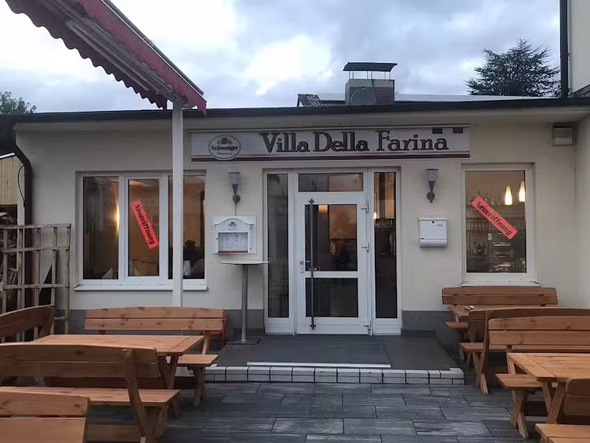 Villa della Farina Holzofenpizza