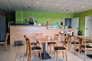 Vina Food & Sushi Bar