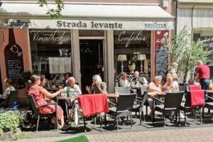 Vinotheka Strada Levante