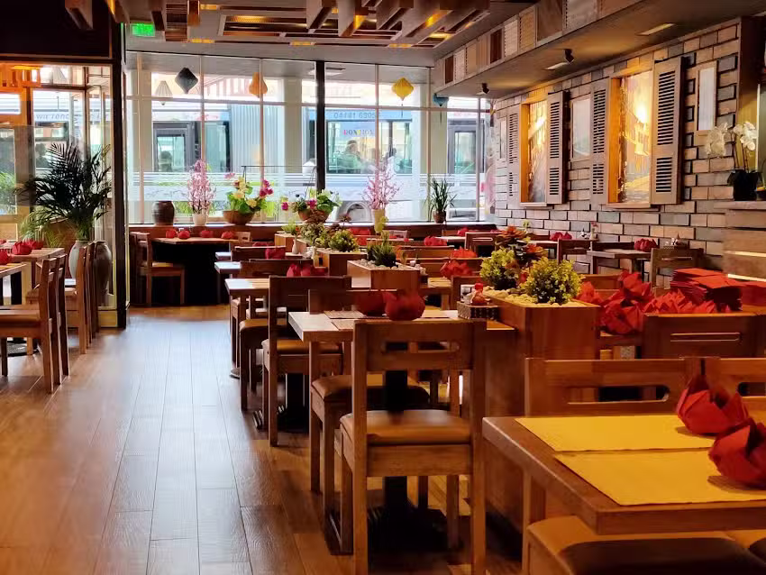 Vinu Vietnamese Food & Grill