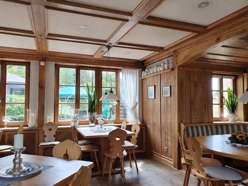 Waldhaus &ndash; Cafe & Restaurant