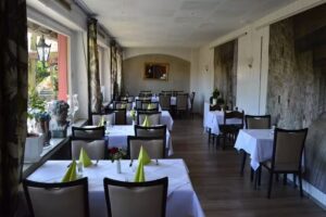 WALDRESTAURANT “ZUR STEINKISTE