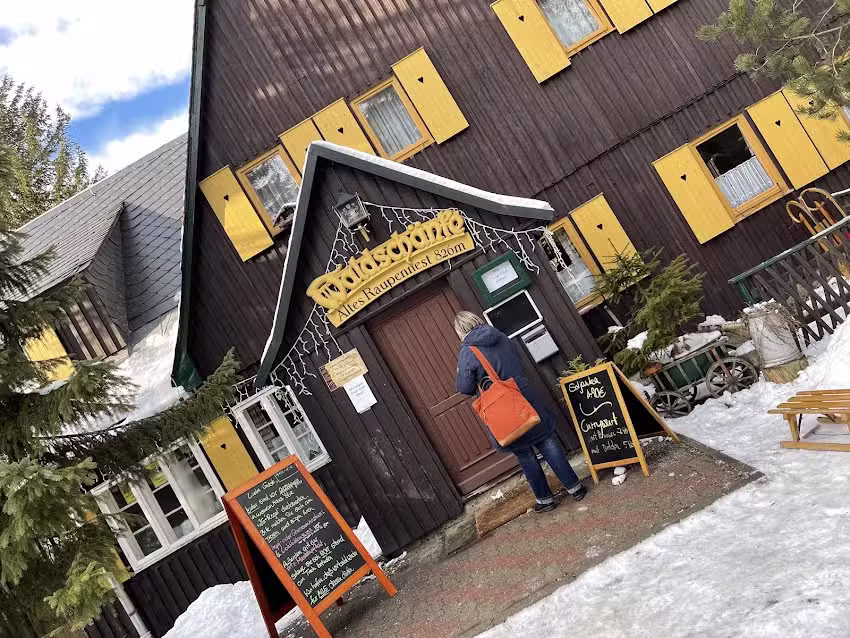 Waldsch&auml;nke &bdquo;Altes Raupennest&ldquo;