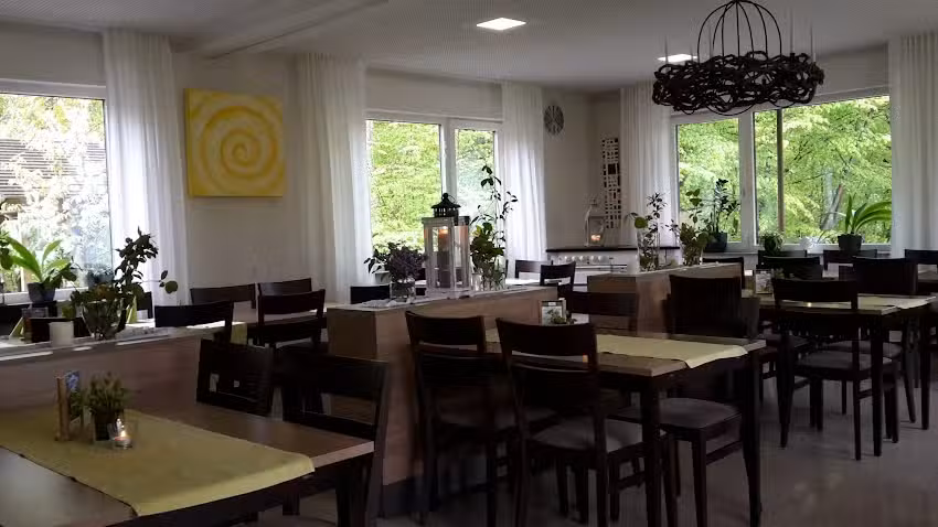 Waldsch&auml;nke zur Distelklinge