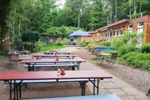 Waldwinkel. Kaffee- und Biergarten am Benther Berg