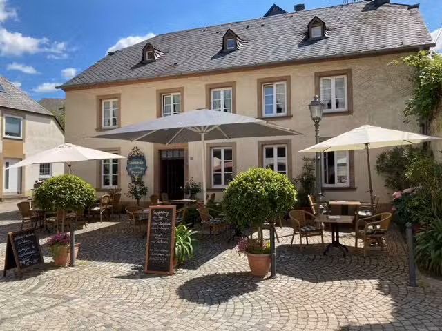 Warsberger Weinhof &ndash; Hotel & Weinwirtschaft