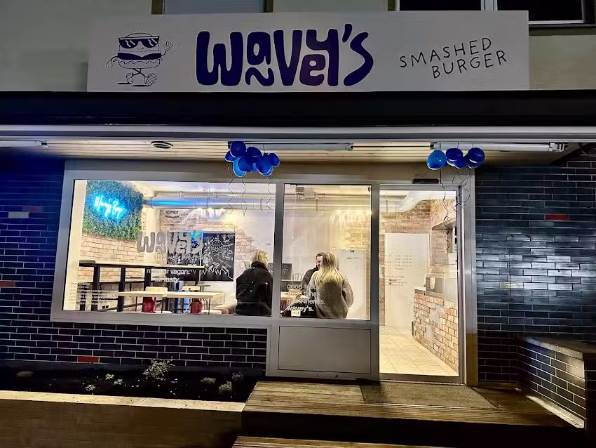 Wavey’s Smashed Burger