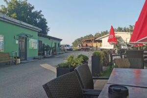 Weiherst&uuml;berl &ndash; Naturcamp Kauerlach GmbH