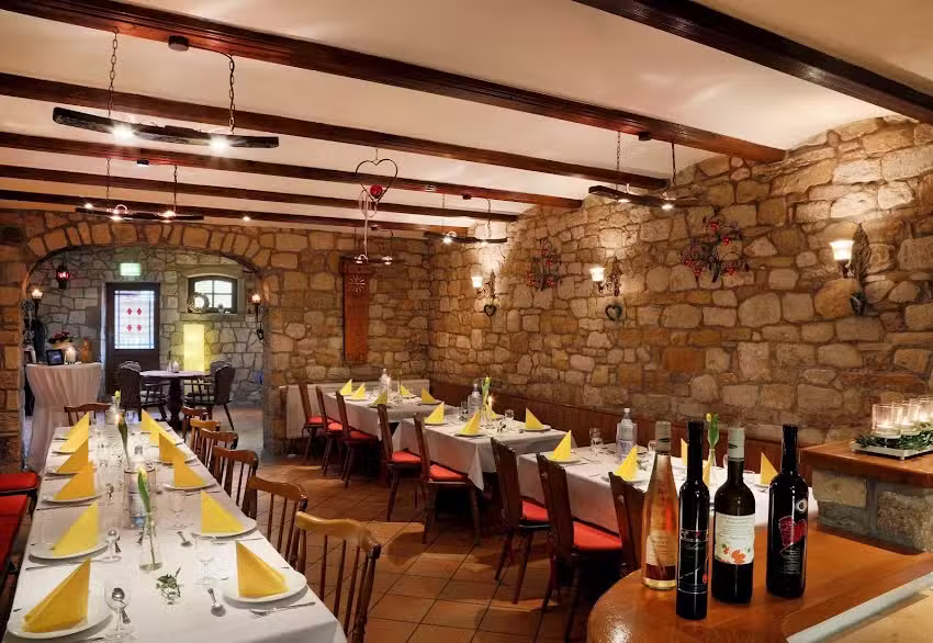 Weingut Ullmer &bdquo;Zum Woif&auml;ssje&ldquo;