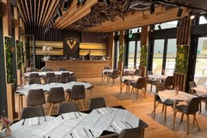 Weingut, Vinothek und Restaurant Velis Vineyards