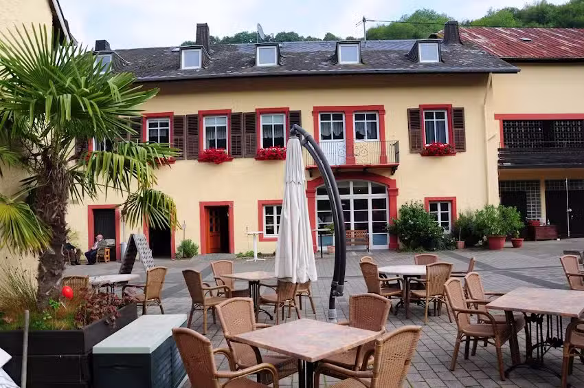 Weingut & Weinstube Schleimer