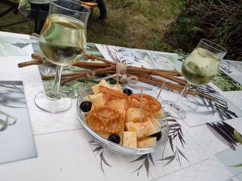 Weinh&uuml;tte &bdquo;Am R&ouml;hrborn&ldquo;