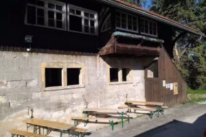 Weinstube und Hofcafé
