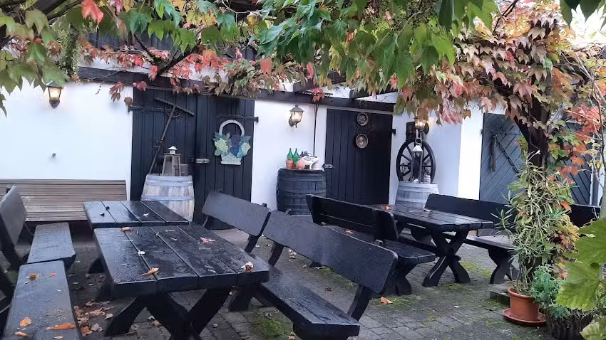 Weinstube zum Wiener Heurigen