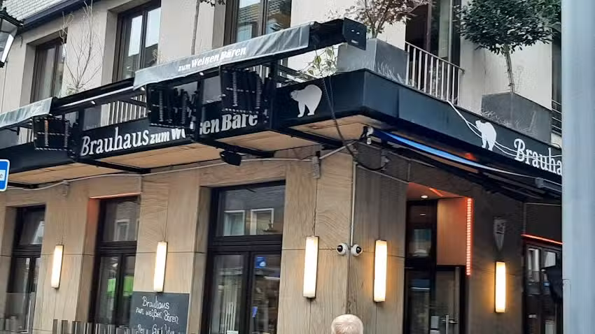 Wei&szlig;er B&auml;r