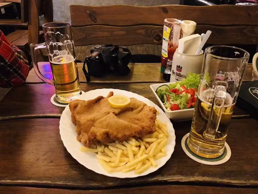 WELCOME- BAR- Restaurant- Biergarten