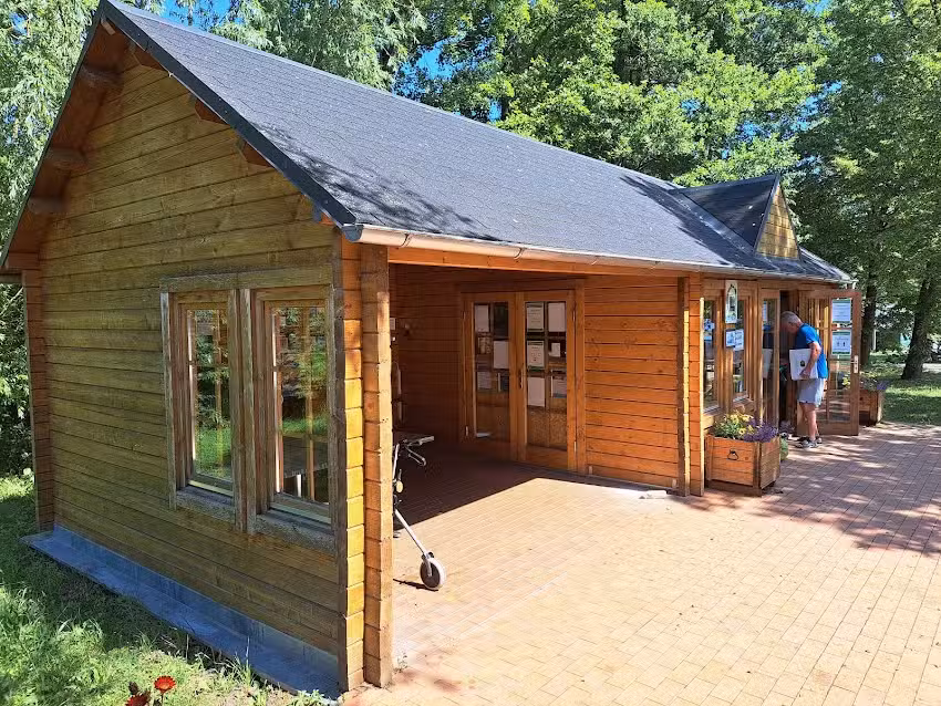 Welcome Center und Grill