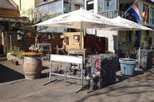 Welcome Food & Drinks