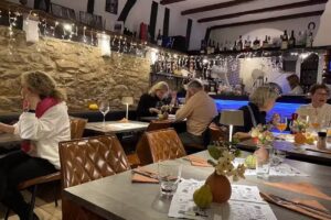 Wine Pinsa & More Restaurant
