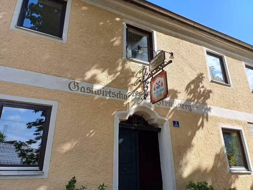 Wirt Stra&szlig;berg