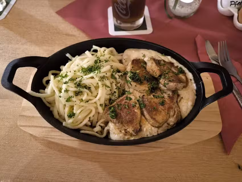 Wirtshaus &bdquo;Ahle Sch&uuml;le&ldquo; L&ouml;hlbach