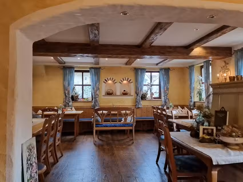 Wirtshaus am Dorfbrunnen