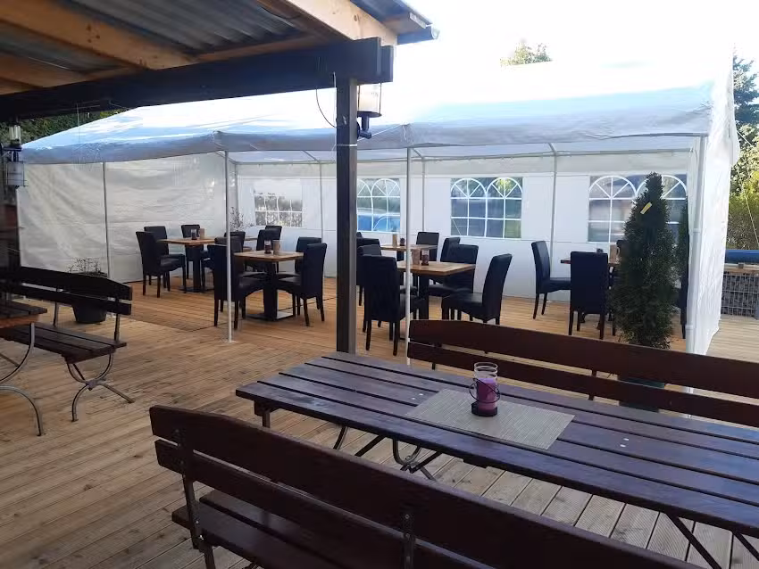 Wirtshaus CANINO , Restaurant und Pilsstube