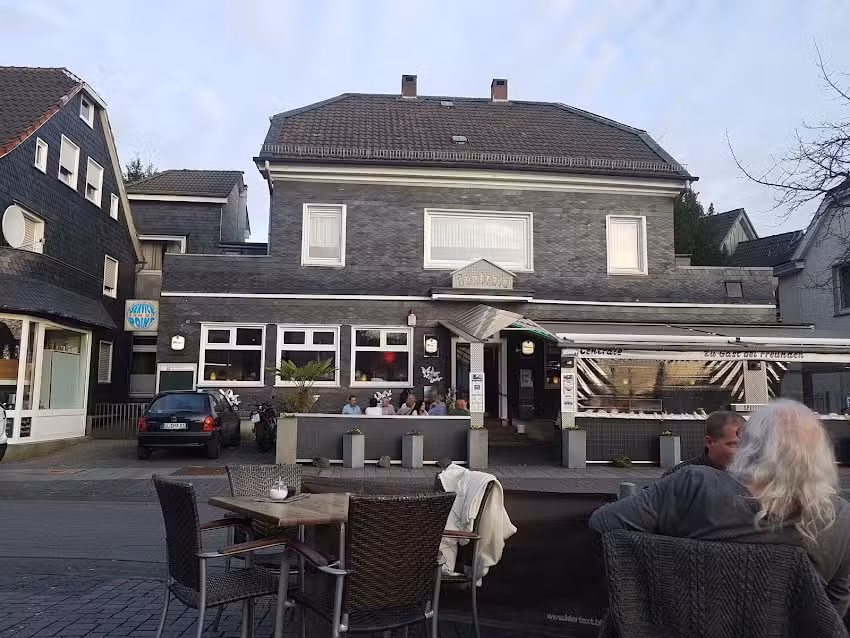 WIRTSHAUS CENTRALE | Deutsche Traditionsgerichte &bull; Hausmannskost