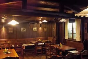 Wirtshaus H&uuml;tt&rsquo;n